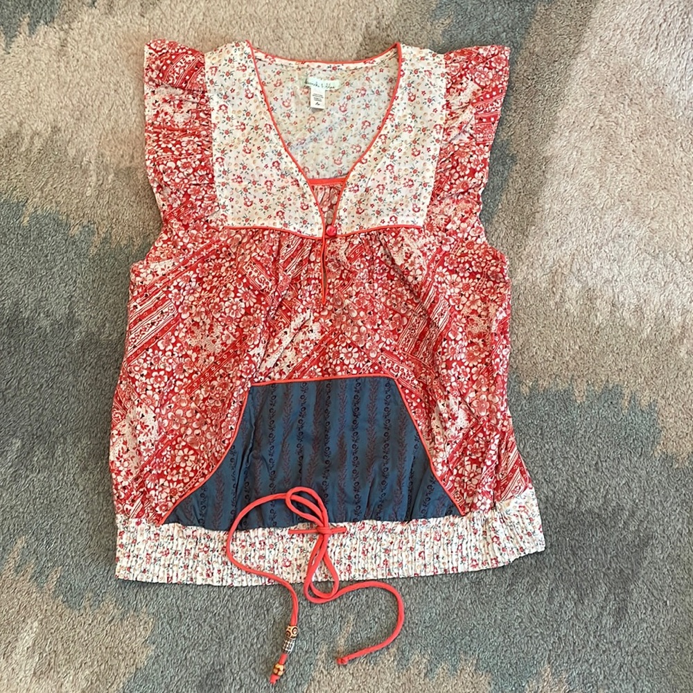 Kimchi & blue tank, size small.